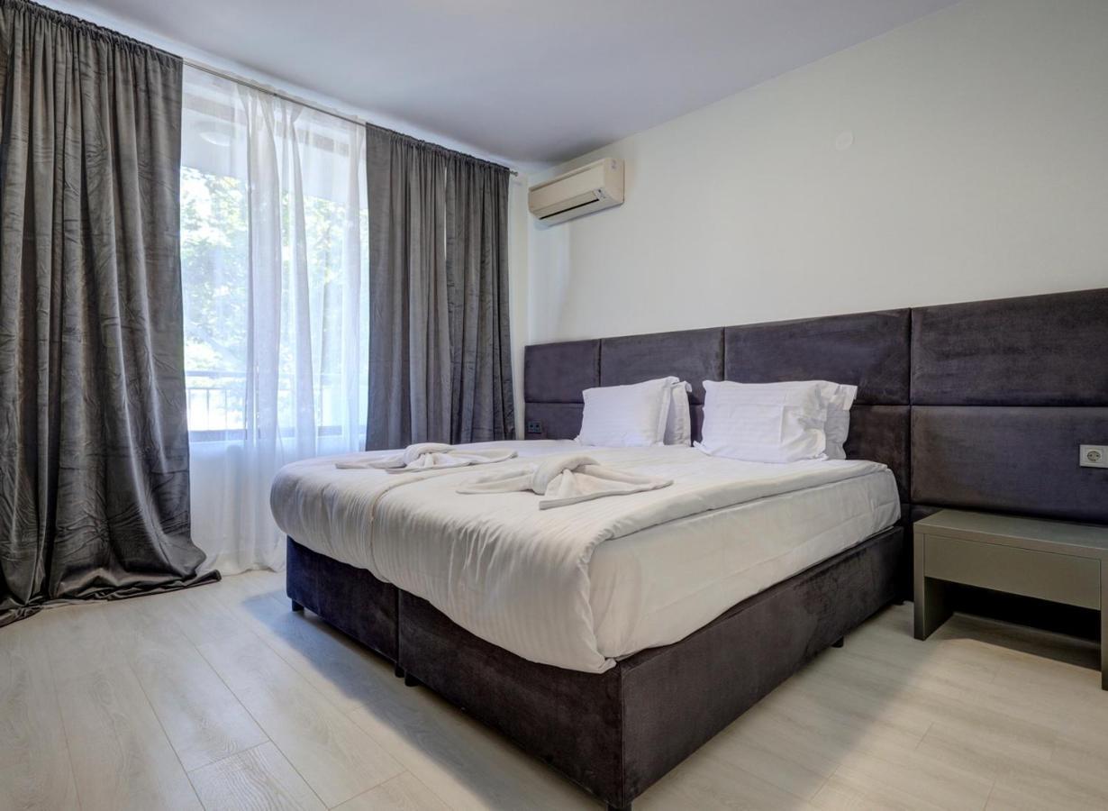 Continental Apartments Goudstrand Buitenkant foto